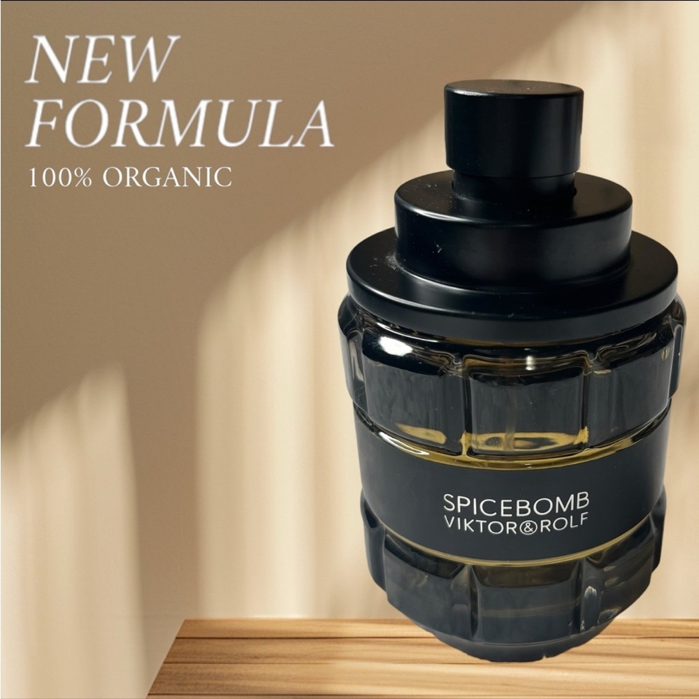 Viktor & Rolf Spicebomb Black Fragrance for Men